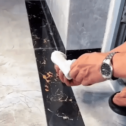 Liquide de cristallisation pour marbre