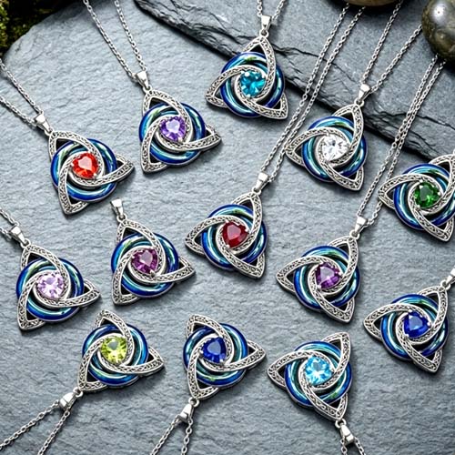 Collier Celtique aux Pierres Symboliques 🌿